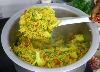 पतीले में 10 मिनट में मसाला तहरी ऐसे बनाये खाने वाले हाथ न रोक पाए | Masala Veg Tahri